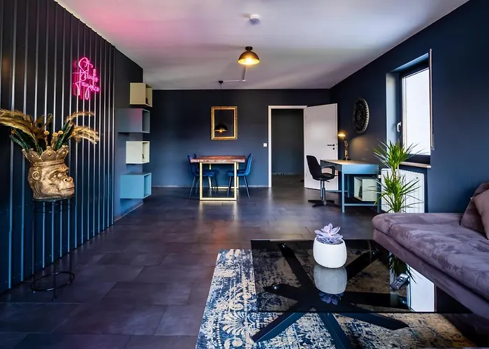 Studio Fayence - Emma, Netflix, Wifi, Workspace